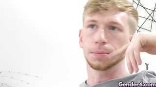 Horny Jamie Kelly tastes Jesse Stone's cock