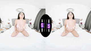 TmwVRnet - Diana Rius - Give me keys to watch my slit