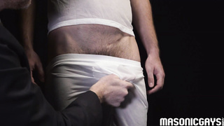 Apprentice Monroe needs some anal discipline