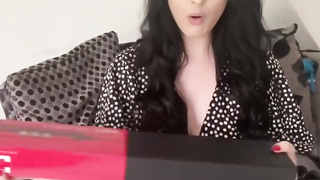 Fresh package delivery! Do you want to observe how stiff I came ? I multi reached an orgasm!