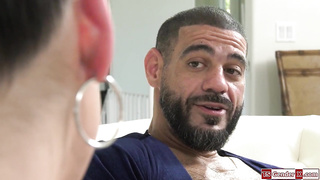 Asian shemale Kasey Kei gets barebacked