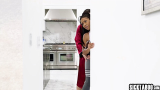 MILF sharing her sex toy with friends