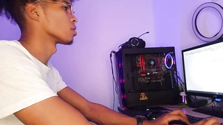 Criada TETONA es FOLLADA en la oficina y le rellenan la BOQUITA de BABY BATTER Porno Flicks - Tube8