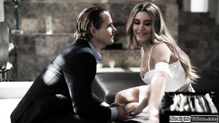 Investigator fucks milf as husband sees