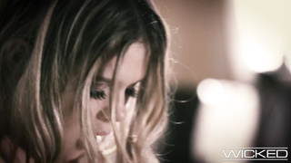 Unrighteous - Giggly And Super-Cute Ash-Blonde Stunner Gets A Southern Convenience Knob - Coco Lovelock