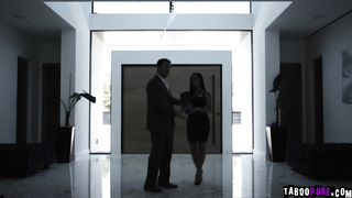 Fellow plumbs Vanna Bardots raw poon so stiff sideways