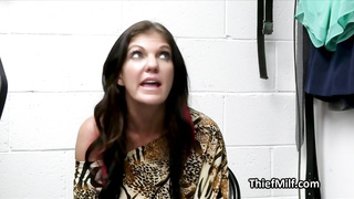 Office threeway with slutty mature suspect