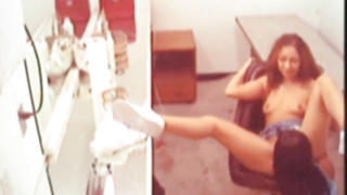 SCANDALOUSGFS - Lesbians caught munching vulva