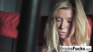 PUBA - THE PORN INDUSTRY STAR NETWORK - See a super-sexy COUGAR Have Fun Both Sides of the Law