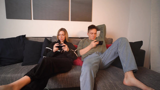 The college-aged-yr-elder bombshell suggested herself instead of toying Xbox