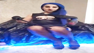 Princess domme KATRIX muddy converse with amazin attire Porno Flicks - Tube8