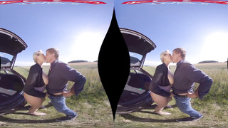 Van Review by Angel Wicky in VR