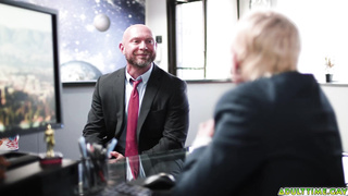 Studs fucks as they wait for the interview