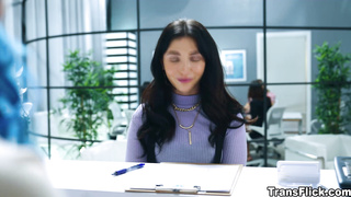 Employees fucks in front of the new intern