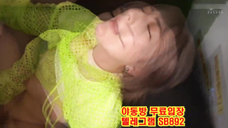 허리라인 좋은 망사 크롭녀 질싸 질내사정 풀버전은 텔레그램 SB892 온리팬스 트위터 한국 성인방 야동방 빨간방 Korea