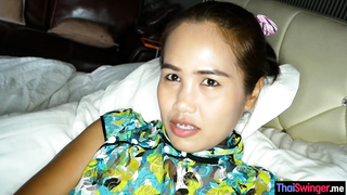 Asian played with her pussy before sex