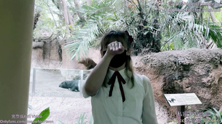 喵十四做你的一日女友和你去动物园后奖励内射到她的小穴里，某些角度竟然有点像三上悠亚