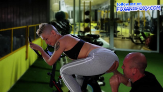 Ass-Fuck pulverize in the public GYM. Part two