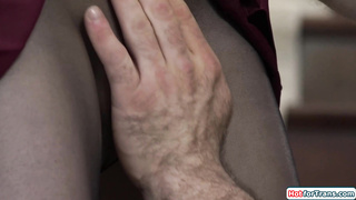 Pantyhosed trans Natalie Mars anal rides