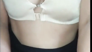 "Swing ka tumigil lalabasan ako!" - Warm Pinay Sloppy Converses While She Blows A Load on Her BoyBestfriend's Hard-On