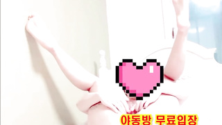 트위터 나은이 자위 후장 쑤시면서 정신 못차리고 허리흔드네 ㅋㅋ 풀버전 텔레그램 SB892 온리팬스 트위터 한국 최신 성인방 야동방 빨간방 Korea