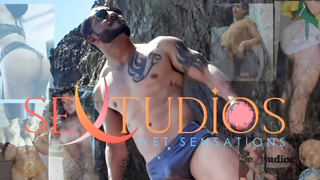 Sausage luving dark haired is getting boned from the back while givng a oral job to her bf