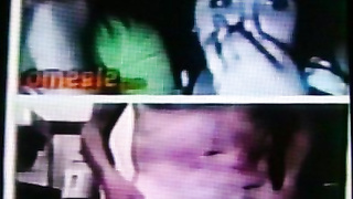 2 horny College girls watch & wave to my hot show (+ sound )