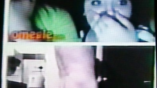 2 horny College girls watch & wave to my hot show (+ sound )