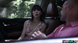 DILF Charles Dera anal fucked tiny Emma Jade outdoor