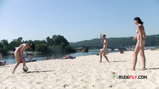 Breathtaking nude beach girl