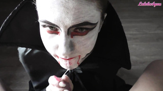 Vampire Chick Spunky Fellates Xxl Trunk to Jism In Gullet