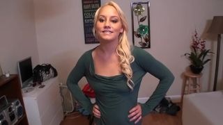 Uber-Sexy gf deep throating and pummeling on camera