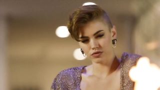 Britt Linn in glamour posing