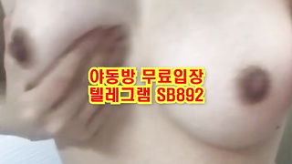 몸매는 좀 괜찮은데 얼굴은 안보는게 나음 ㅋㅋ 풀버전은 텔레그램 SB892 온리팬스 트위터 한국 최신 국산 성인방 야동방 빨간방 Korea