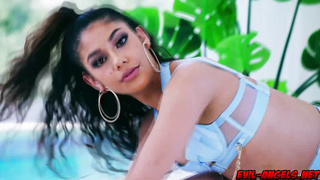 Aggressive studs blowbangs Sassy starlet Xxlayna Marie