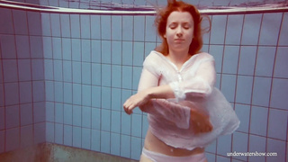 Massive melons ginger-haired ginormous bum Melisa Darkova swimmer