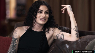 Tattooed girl asks a friend to fuck her