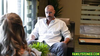 Stepdad fucking his stepdaughter Summer Vixen