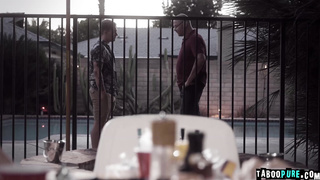 Nikki Sweet vagina got licked by Syren De Mer