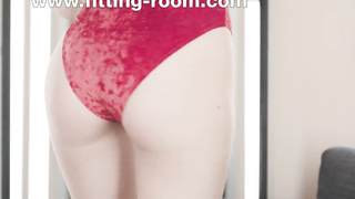 Instragram Model Heidi Romanova individual flick penetrating in a fitting apartment