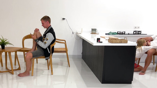 Californiababe is cuckold her cheating beau behind his back