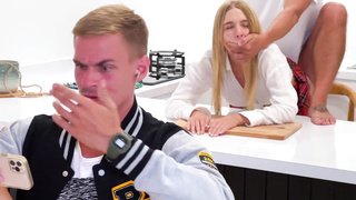 Californiababe is cuckold her cheating beau behind his back