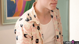 Son catches MILF mom and fucks her anal