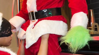 Mrs. Clause Drills the Grinch While Santa Was Away - Talented Her A Splooging Climax for Christmas