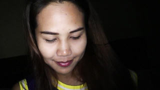 6 months pregnant Thai teen blowjob