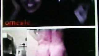 2 horny College girls highly excited by my hot bare ass (+ sound )