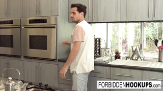 A Jaw-Dropping Teenage Gets A Plenty Of More Than Lunch