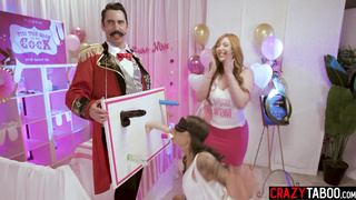 Hot big ass bride sucked big hard cock