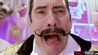 Hot big ass bride sucked big hard cock