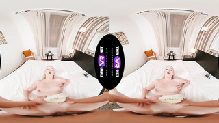 TmwVRnet - Jessica Jade - Planning journey with a spear in her arms